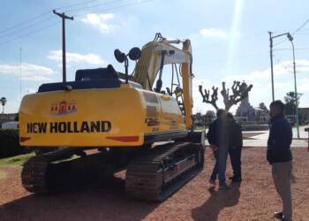 NUEVA EXCAVADORA HIDRÁULICA.