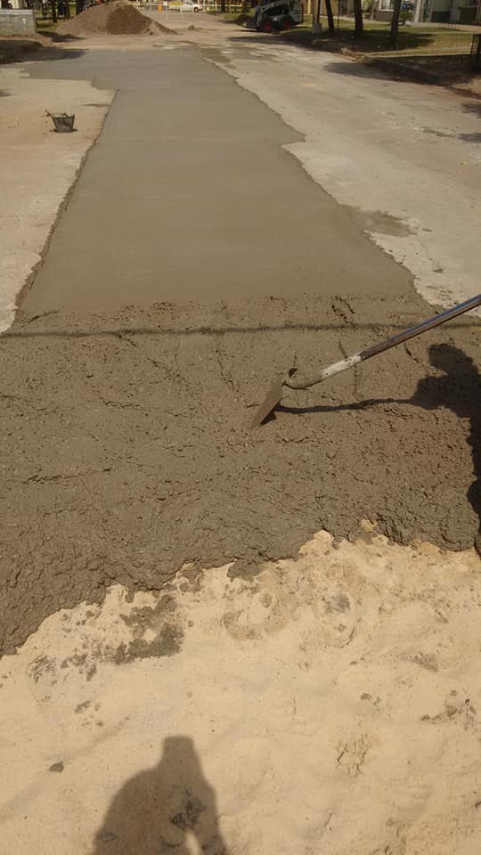 SE FINALIZÓ LA REPARACIÓN DE LOZAS DE HORMIGÓN EN AVDA. 25 de MAYO