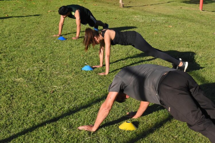 GENERAL ARENALES: Entrenamiento de Boxeo en la Escuela de Escudero Besana