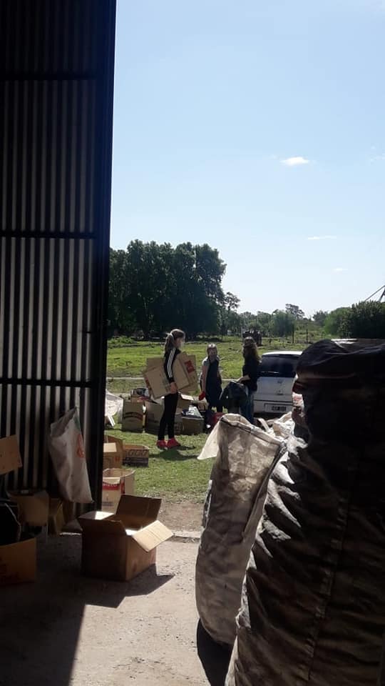 OTRO DIA DE MUCHO TRABAJO PARA ARRIBEÑOS RECICLA
