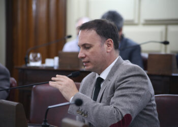 EL SENADOR ENRICO IMPULSA PROGRAMA PROVINCIAL DE AHORRO ENERGÉTICO