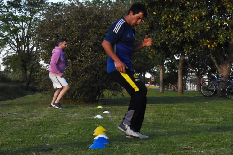 GENERAL ARENALES: Entrenamiento de Boxeo en la Escuela de Escudero Besana