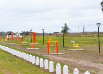 EL SENADOR ENRICO ACOMPAÑÓ LA REINAUGURACIÓN DEL PARQUE CENTENARIO DE LA CHISPA