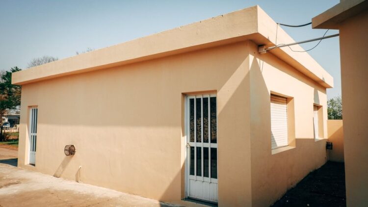 RENOVACIÓN Y 𝙲𝙾𝙻𝙾𝚁 PARA LAS  𝙴𝚂𝙲𝚄𝙴𝙻𝙰𝚂 DE TEODELINA