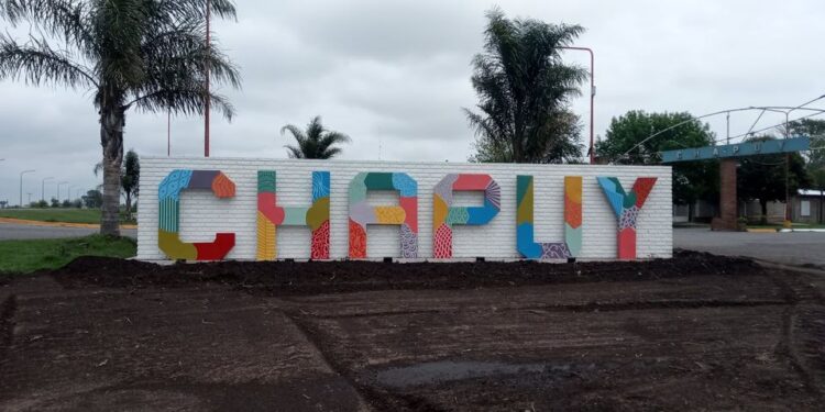 Finalización de Obra en acceso a la Localidad de CHAPUY