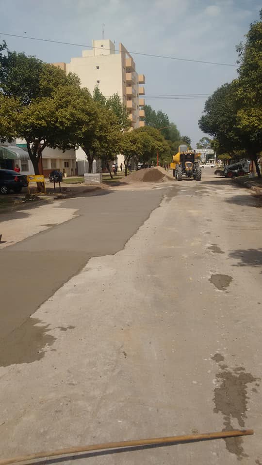 SE FINALIZÓ LA REPARACIÓN DE LOZAS DE HORMIGÓN EN AVDA. 25 de MAYO