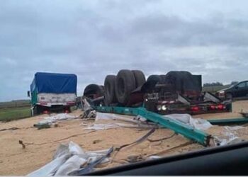 OTRO VUELCO EN  LA RUTA 50 ENTRE FERRE Y COLON