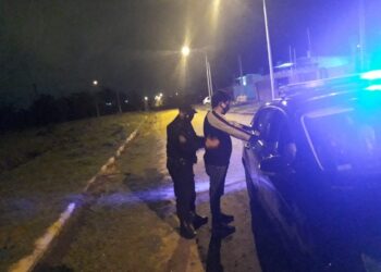 VENADO TUERTO: APREHENDIDOS POR INTENTAR  SUSTRAER ALAMBRADO PERIMETRAL