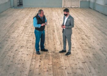 EL PISO DE LA SOCIEDAD ITALIANA FUE TOTALMENTE RENOVADO