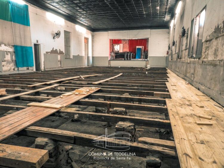 EL PISO DE LA SOCIEDAD ITALIANA FUE TOTALMENTE RENOVADO