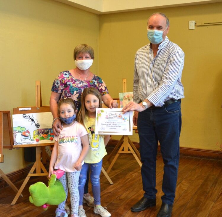 VILLA CAÑAS: ENTREGA DE PREMIOS DEL CONCURSO “CREAR PRIMAVERAS”