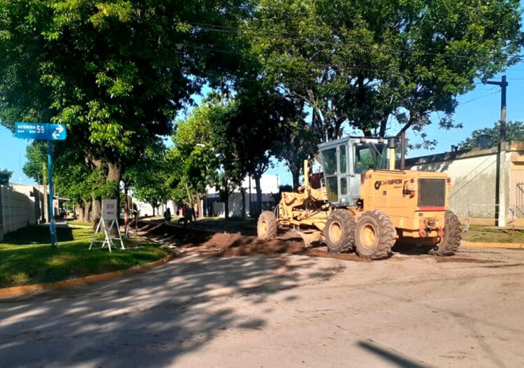 VILLA CAÑAS: AVANZA LA OBRA DE PAVIMENTACIÓN DE CALLE 60