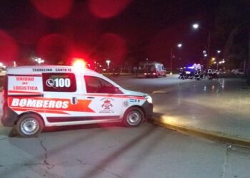 INCENDIO EN UN GALPÓN AVICOLA EN ACCESO TEODELINA