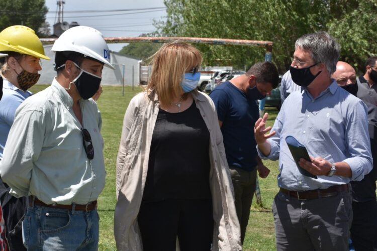 REINICIO DE OBRA: DESAGÜES CLOACALES EN ARRIBEÑOS.
