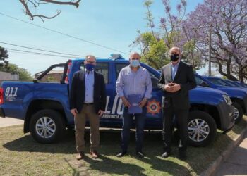 CARMEN: EL PRESIDENTE COMUNAL RECIBIÓ APORTES  Y UN NUEVO MOVIL POLICIAL