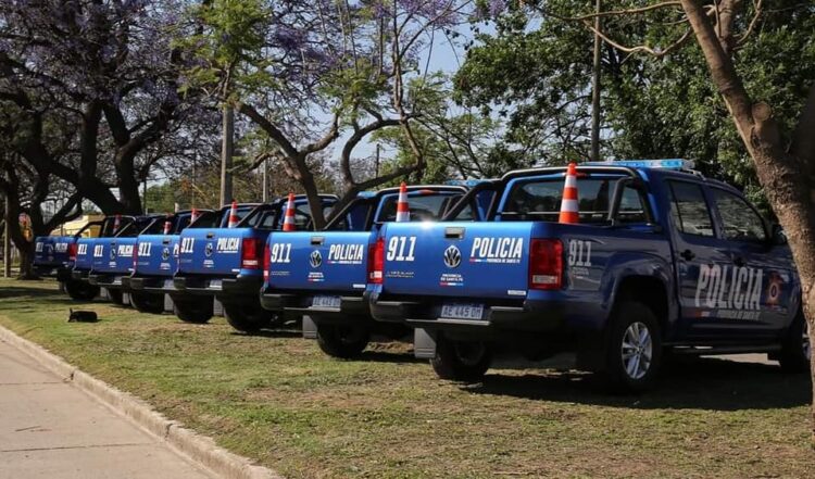 CARMEN: EL PRESIDENTE COMUNAL RECIBIÓ APORTES  Y UN NUEVO MOVIL POLICIAL