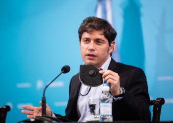 Kicillof anunció el fin del aislamiento en el Área Metropolitana