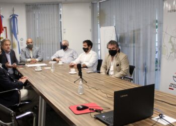 ENERFE Y EL INTI FIRMARON PARA PROMOVER EL USO SUSTENTABLE DE LOS BIOCOMBUSTIBLES EN LA PROVINCIA DE SANTA FE