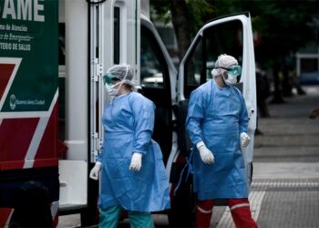 REPORTE OFICIAL: Coronavirus en la Argentina: cae el promedio de casos y los infectados activos