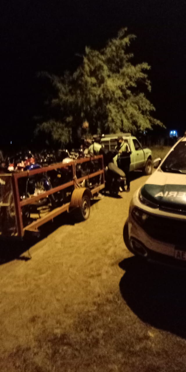 VENADO TUERTO: 33 PERSONAS DEMORADAS EN UNA FIESTA CLANDESTINA 