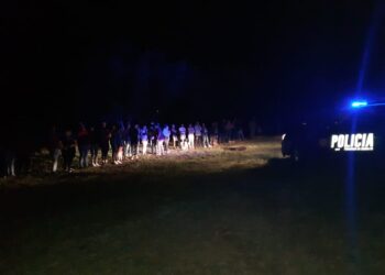VENADO TUERTO: 33 PERSONAS DEMORADAS EN UNA FIESTA CLANDESTINA 