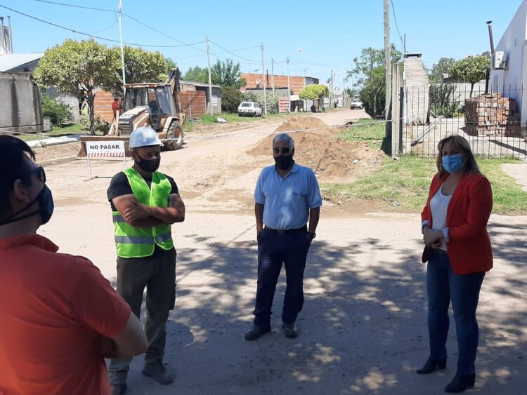 GENERAL ARENALES: COMENZÓ LA OBRA DE CLOACAS