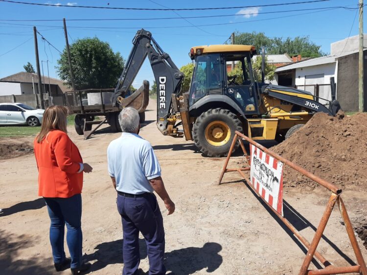 GENERAL ARENALES: COMENZÓ LA OBRA DE CLOACAS