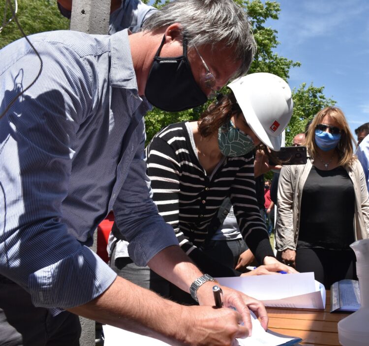 REINICIO DE OBRA: DESAGÜES CLOACALES EN ARRIBEÑOS.