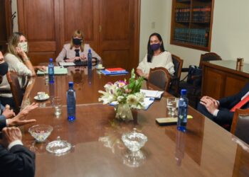 LA PROVINCIA PRESENTÓ EL PROYECTO DE LEY DE ACCIÓN CLIMÁTICA A LA CÁMARA DE SENADORES