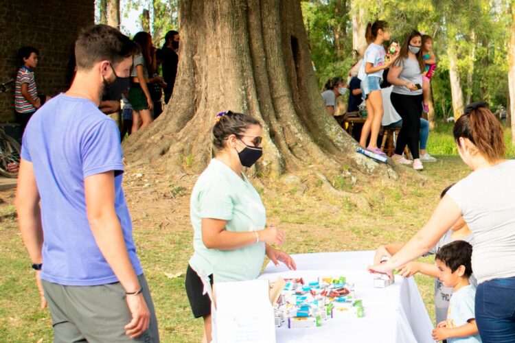 PAPÁ NOEL SE HIZO PRESENTE EN SANTA ISABEL