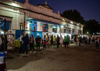 VEDIA: Exitosa Feria Navideña.