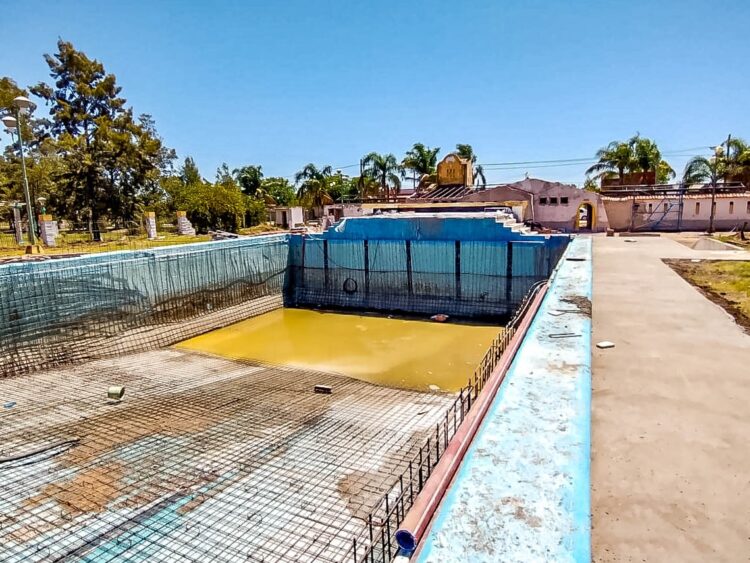 EL SENADOR ENRICO INFORMÓ QUE AVANZA A BUEN RITMO LA OBRA DEL PARQUE MUNICIPAL “ÁNGEL BULGHERONI” DE RUFINO