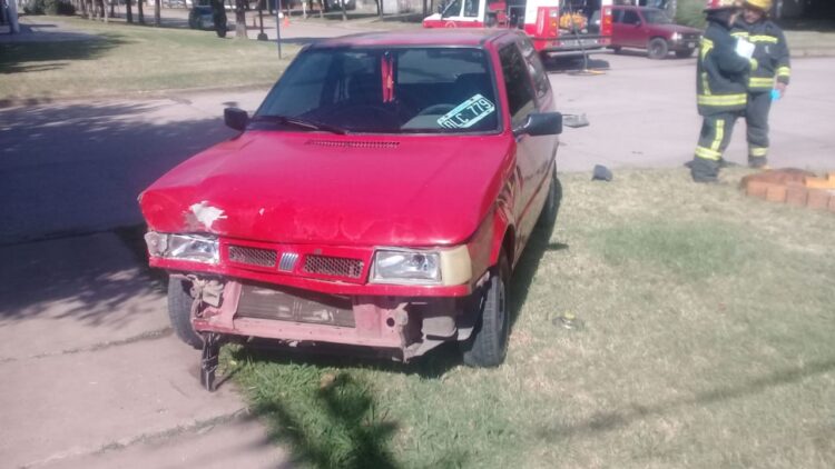 TEODELINA: BOMBEROS VOLUNTARIOS INFORMAN SALIDAS DE AUXILIO ” ACCIDENTE SIN CONSECUENCIAS”