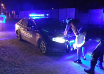 VILLA CAÑAS: AGREDIÓ A UN HOMBRE CON UN MACHETE Y FUE ARRESTADO POR LA POLICÍA