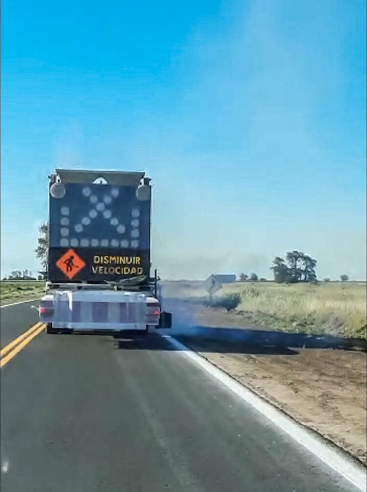 EL SENADOR ENRICO ANUNCIÓ QUE SOLO RESTAN LOS TRABAJOS EN BANQUINAS Y DE PINTURA PARA FINALIZAR LA REPAVIMENTACIÓN DE LA RUTA 94 EN SU TRAMO MÁS DETERIORIADO