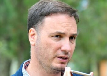 EL SENADOR ENRICO SOLICITÓ AL GOBERNADOR AUTORIZAR ESPACIOS CONTROLADOS PARA EVITAR FIESTAS CLANDESTINAS