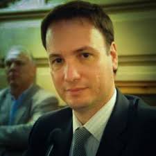 EL SENADOR LISANDRO ENRICO SALUDA A LA COMUNIDAD