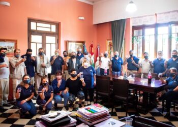 SANTA ISABEL : TRABAJADORES COMUNALES DESPIDIERON EL AÑO