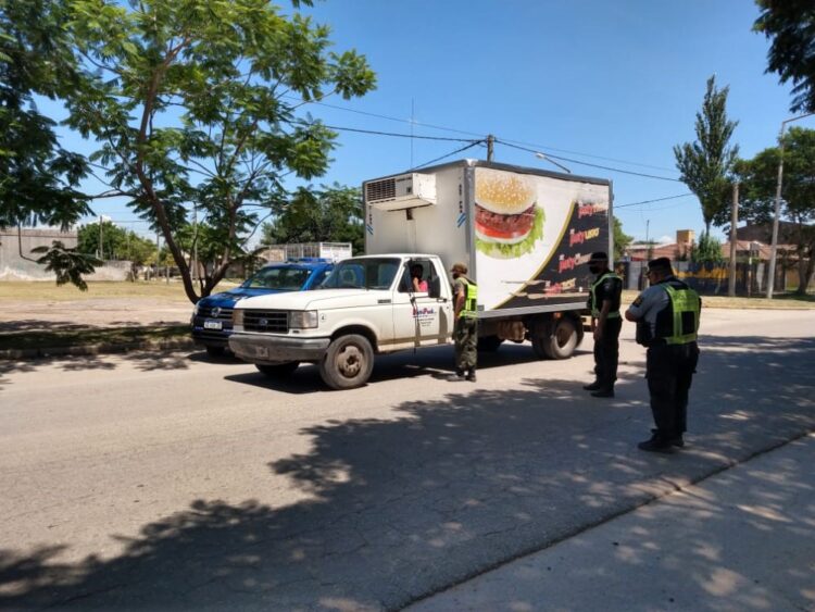 VENADO TUERTO: INTENSOS OPERATIVOS POLICIALES