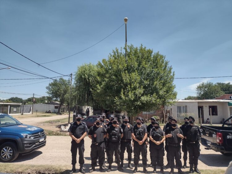 VENADO TUERTO: INTENSOS OPERATIVOS POLICIALES