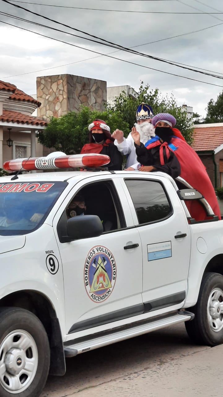 GENERAL ARENALES: LOS  REYES MAGOS  EN EL DISTRITO