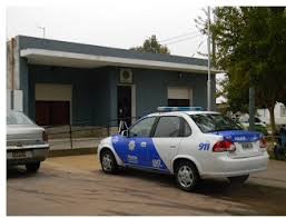 TEODELINA: DETENIDA POR AGREDIR A UNA MUJER AMENAZARLA CON UN CUCHILLO Y DAÑAR UNA PROPIEDAD