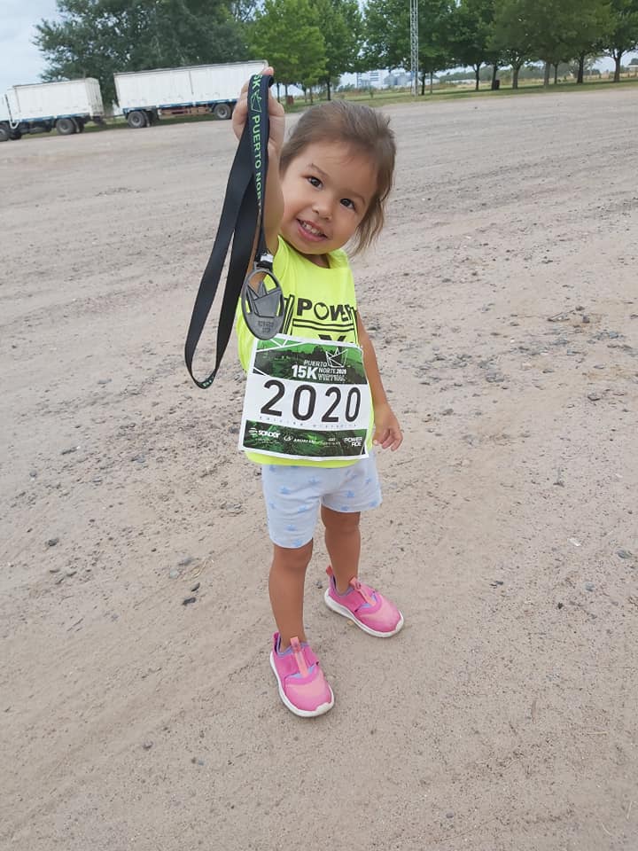 TEODELINA: LA “BEBE” POWER DESPIDIO EL AÑO JUNTO A LAS POWER GYM