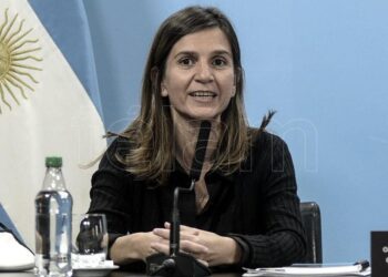 Raverta dijo que 2021 será “el año de la reconstrucción de la Argentina”