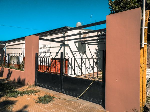 TEODELINA: 𝗟𝗘 𝗗𝗔𝗠𝗢𝗦 𝗖𝗢𝗟𝗢𝗥 𝗔 𝗡𝗨𝗘𝗦𝗧𝗥𝗔𝗦 𝗜𝗡𝗦𝗧𝗜𝗧𝗨𝗖𝗜𝗢𝗡𝗘𝗦