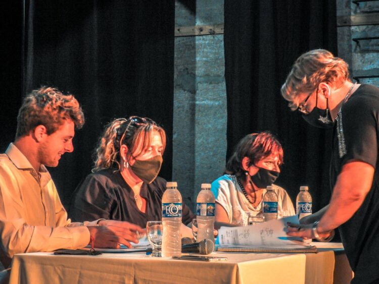 TEODELINA 𝗘𝗡𝗧𝗥𝗘𝗚𝗔 𝗗𝗘 𝗙𝗔𝗘 𝗔 𝗜𝗡𝗦𝗧𝗜𝗧𝗨𝗖𝗜𝗢𝗡𝗘𝗦 𝗘𝗗𝗨𝗖𝗔𝗧𝗜𝗩𝗔𝗦