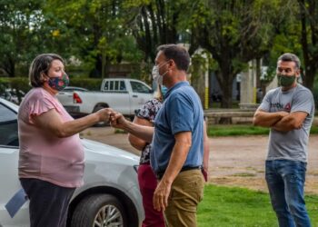 FRUTOS DE GESTIONES EN EQUIPO: VECINOS DE SAN GREGORIO Y EL SENADOR ENRICO DAN NUEVOS PASOS EN PROYECTOS INSTITUCIONALES