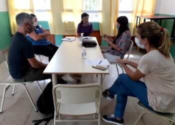 RETORNO A CLASES: REUNIÓN CON DOCENTES