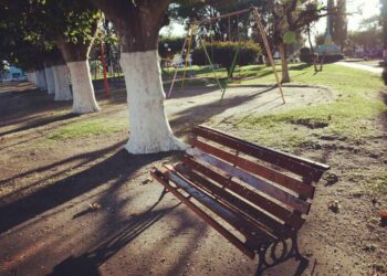 RENOVACIÓN DE LA PLAZA DE ARRIBEÑOS.
