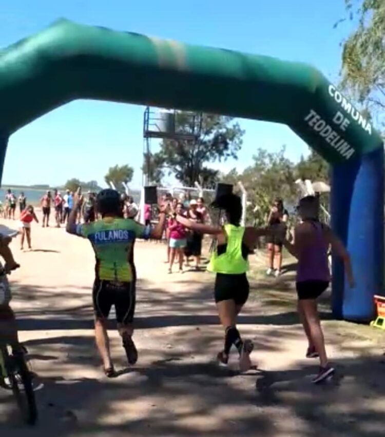 TRIATLON TEODELINA 2021: ORGANIZADO POR ATLETAS LOCALES CON EL APOYO DE LA DIRECCION DE DEPORTE DE LA COMUNA.